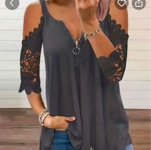 COLD SHOULDER ZIPPER V NECK TOP